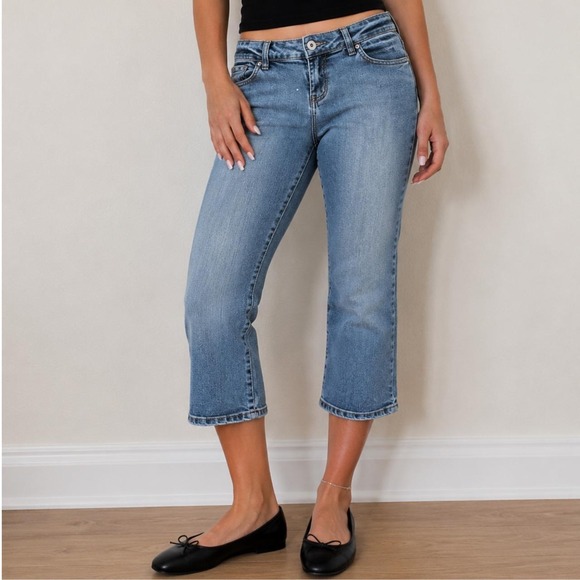 Other - Y2K Low Rise Denim Capri Crop Pants Light Wash Women 10 Indie 2000s Mcbling